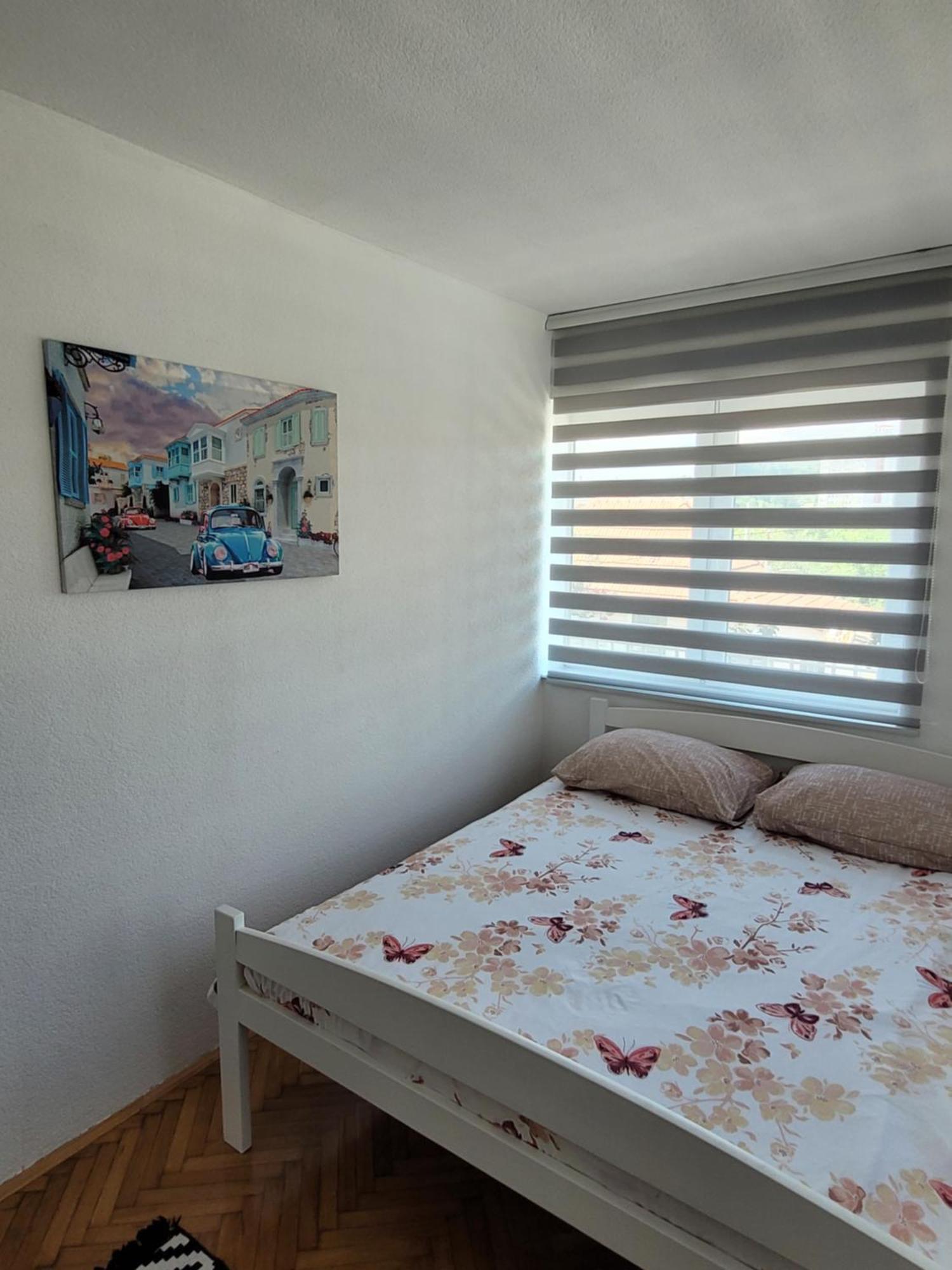 Apartmani Elegance Тузла Экстерьер фото