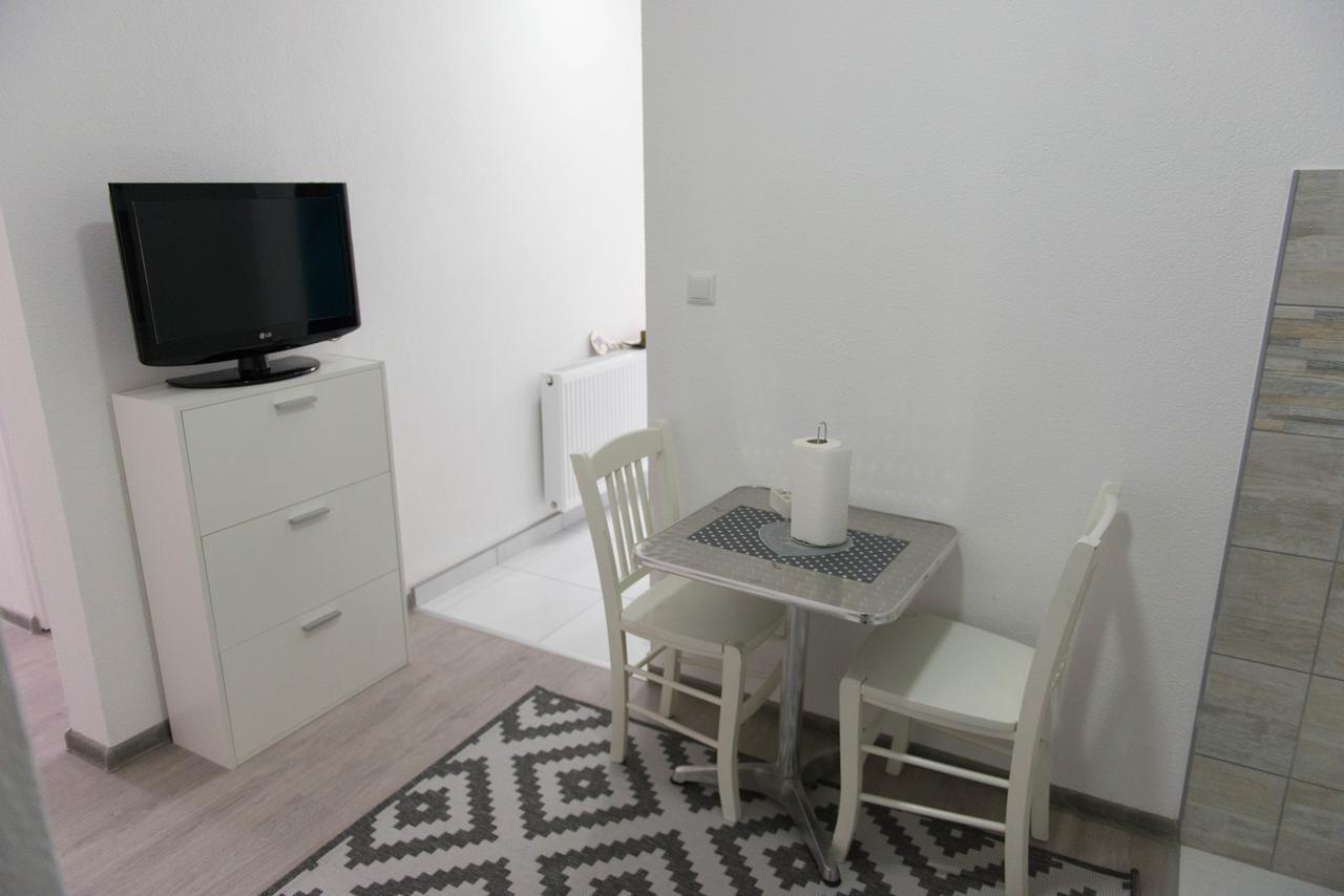 Apartmani Elegance Тузла Экстерьер фото
